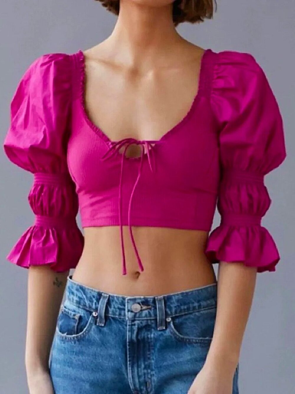 Urban Outfitters Rozi Blouse Size XS Crop Top Hot Pink Magenta Puff Sleeve